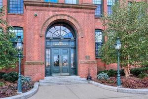25 Grand Street, Unit 115