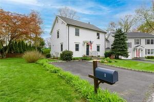 1 Lillian Terrace