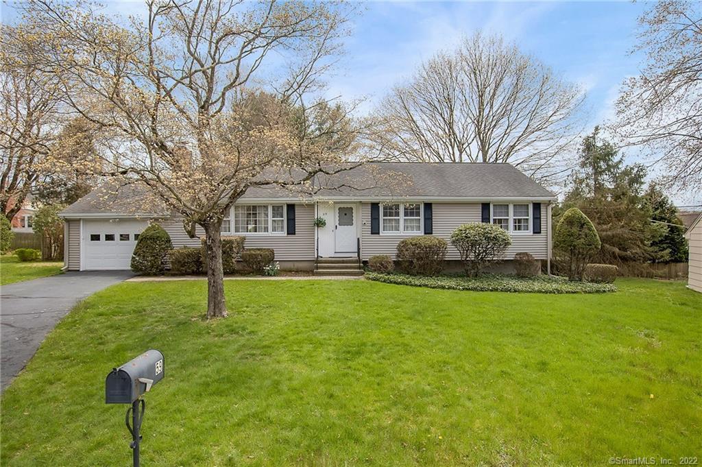 59 Emmy Lane — exterior photo