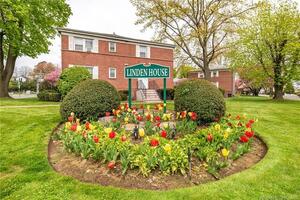 256 Glenbrook Road, Unit C