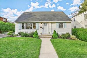 25 Raymonds Drive