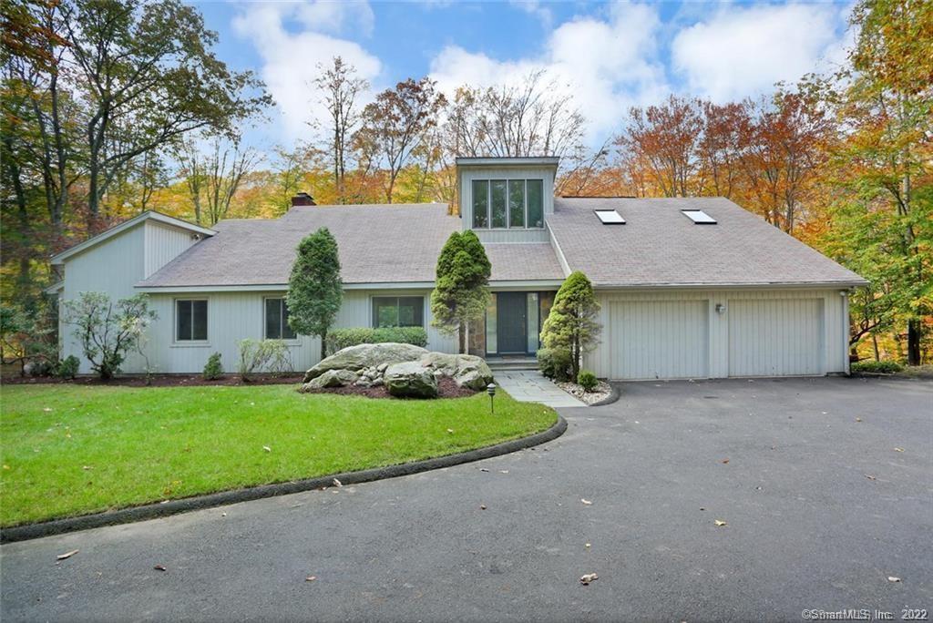 225 Blackberry Drive — exterior photo