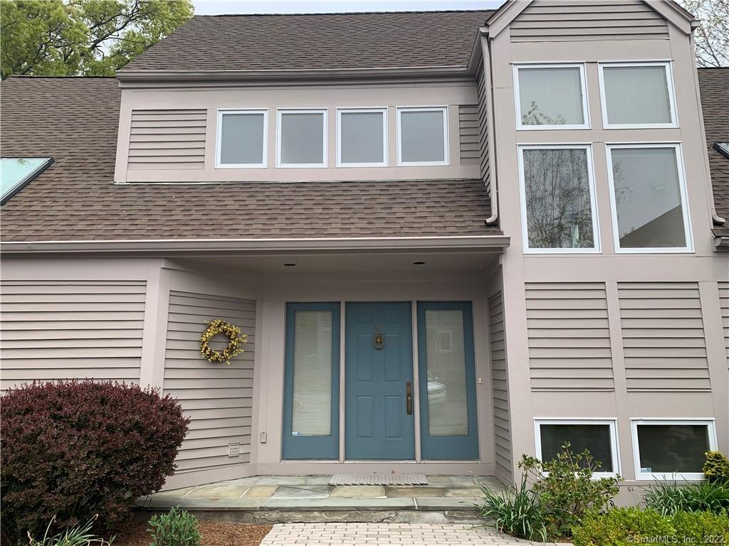 230 New Canaan Avenue, Unit 25 — exterior photo