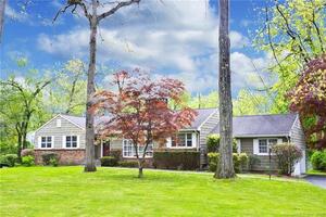 7 Mayflower Road