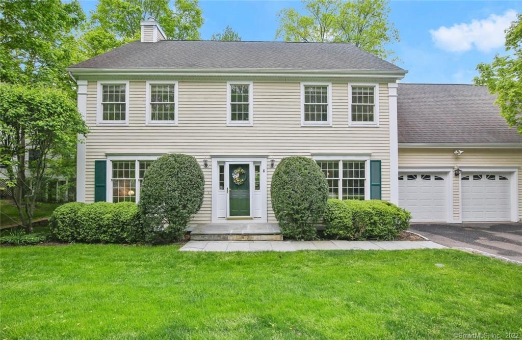 8 Crowne Pond Lane, Unit 8 — exterior photo