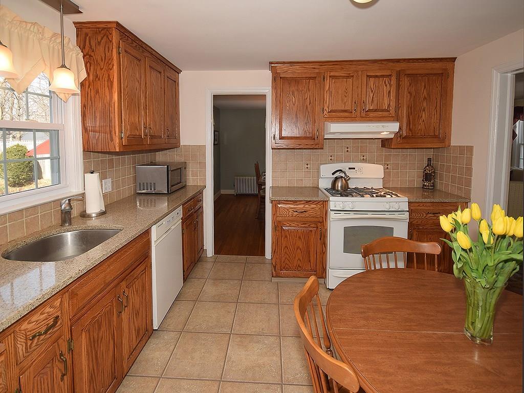 210 Parker Street, Manchester, CT 06040 - Thumbnail 12