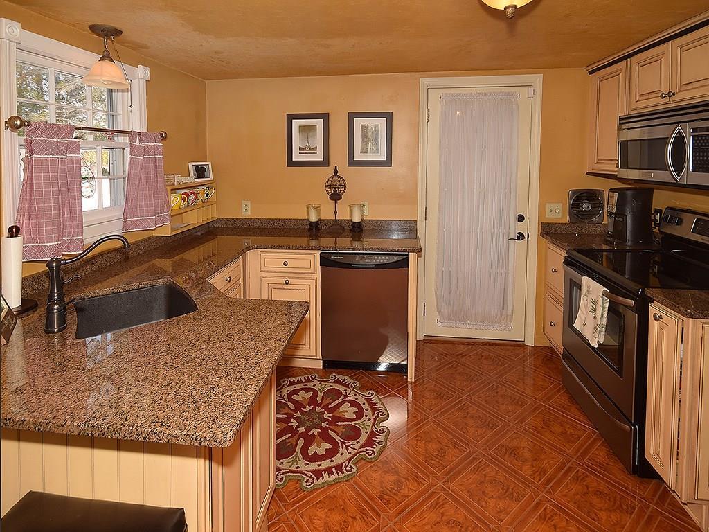 39 Burnbrook Road, East Hartford, CT 06118 - Thumbnail 12