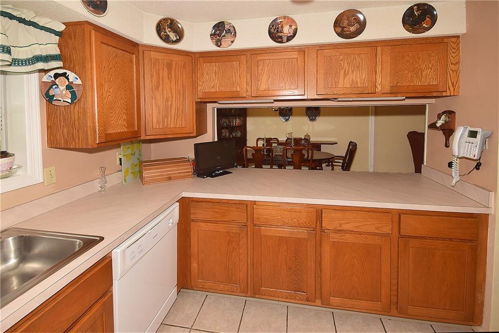 404 Meadowview Drive, East Windsor, CT 06088 - Thumbnail 10