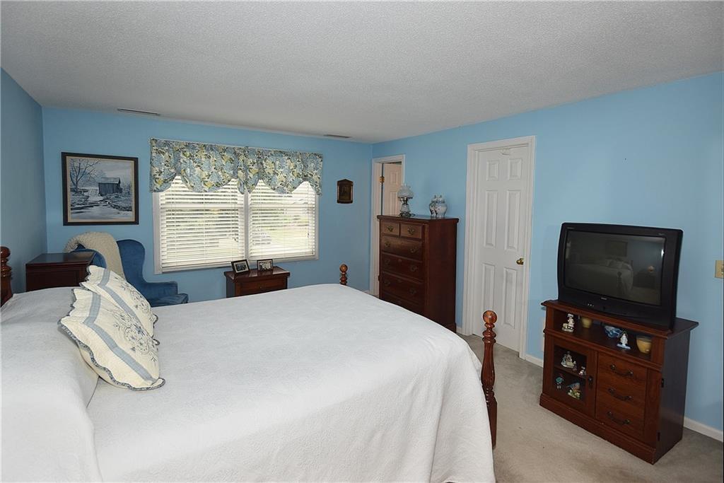 404 Meadowview Drive, East Windsor, CT 06088 - Thumbnail 14