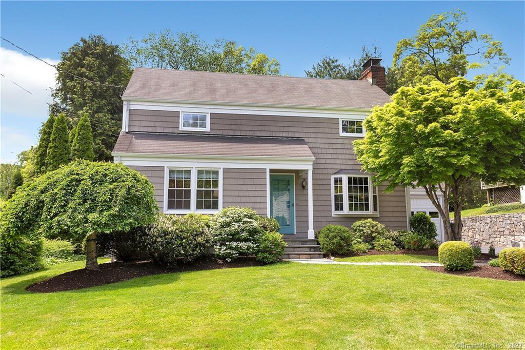 12 Robin Hood Lane — exterior photo
