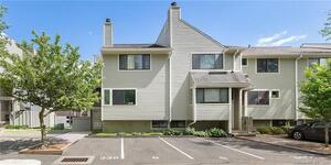 338 Sunrise Hill Lane, Unit 338