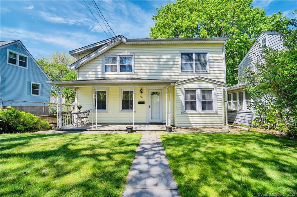 90 Courtland Hill Street — exterior photo
