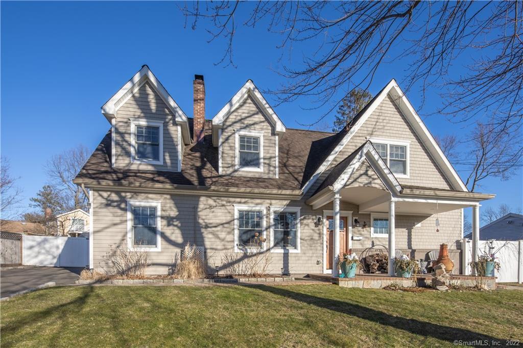38 Kenilworth Drive — exterior photo