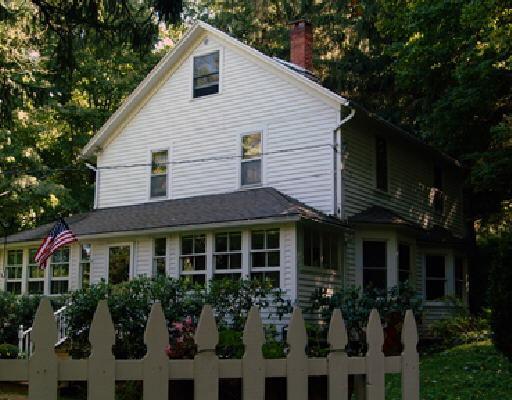 Single Family Residence at 17 Church Hill Rd, Washington Depot, CT 06794 | MLS# 98267175 |  | Sold on 2006-07-05