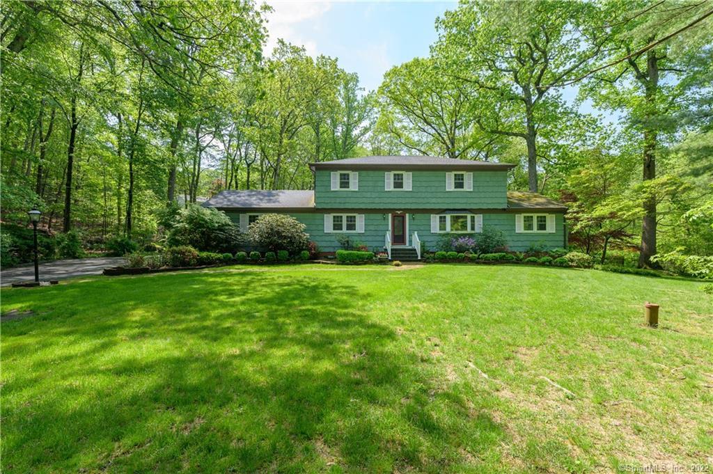 129 Jordan Lane — exterior photo