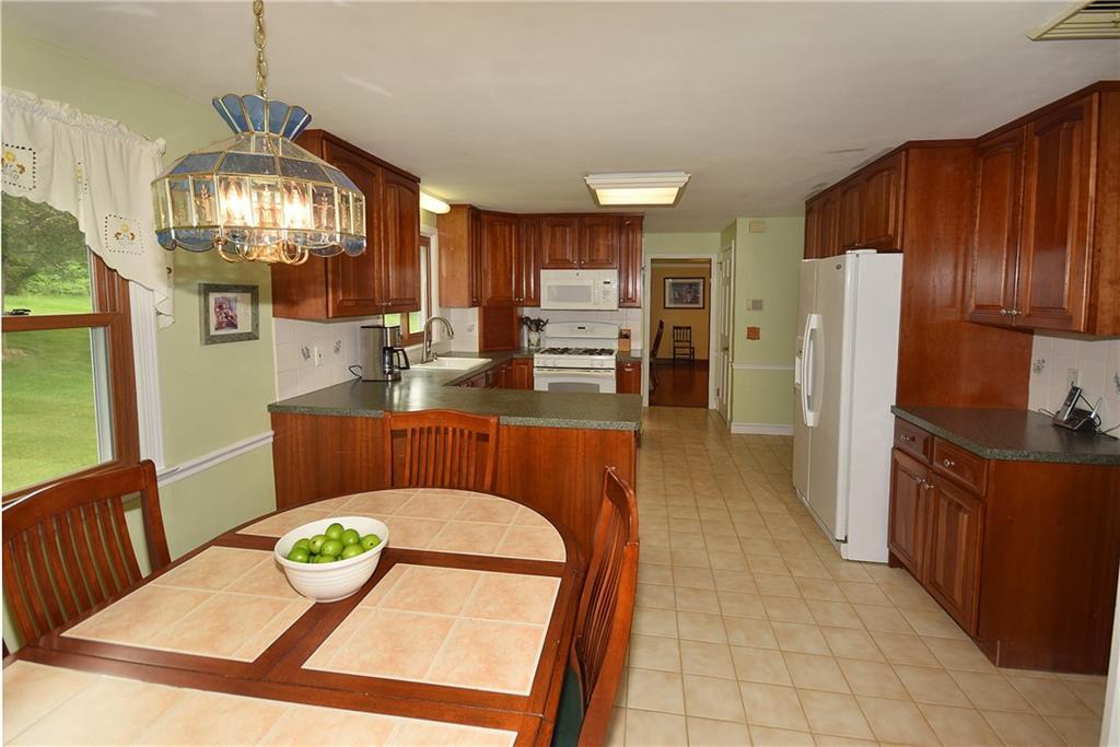215 Kennedy Road, Manchester, CT 06042 - Thumbnail 11