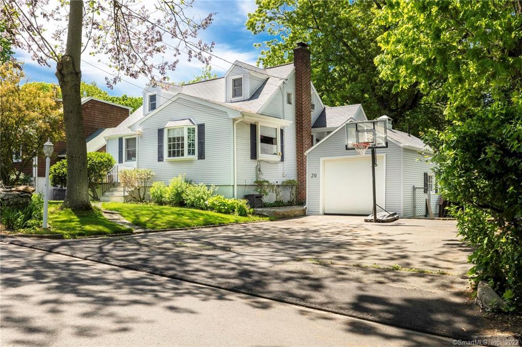 20 Parallel Street — exterior photo