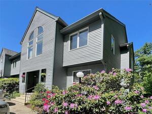 81 Wolfpit Avenue, Unit A9