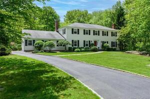 33 Marvin Ridge Place