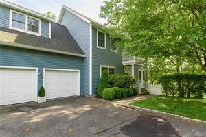 12 Crowne Pond Lane, Unit 12