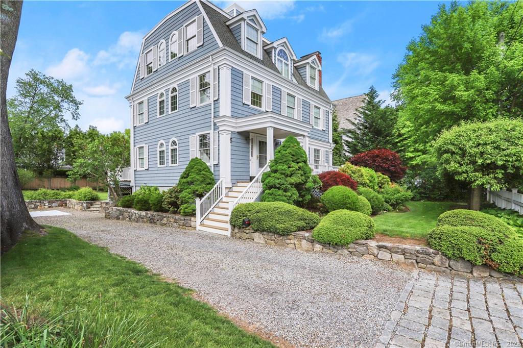 7 Pond Street — photo 1