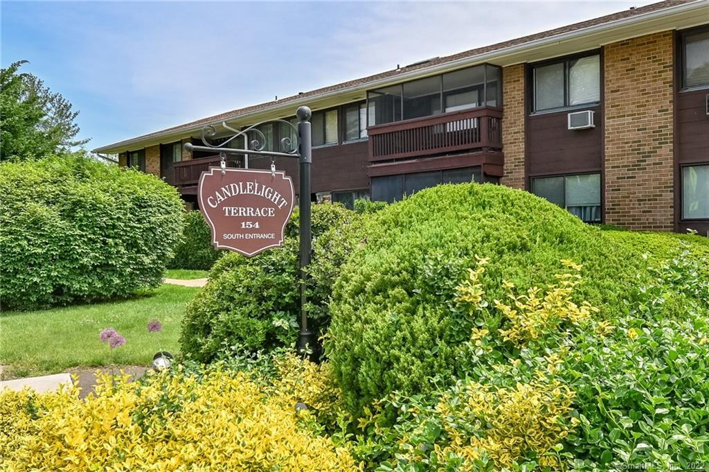 154 Cold Spring Road, Unit 64 — exterior photo