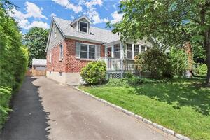 3 Upland Court