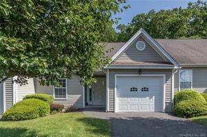 174 Julia Court, Unit 174