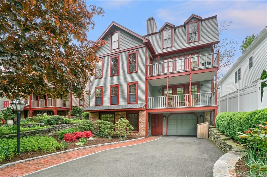 49 Indian Harbor Drive, Unit 5 — exterior photo