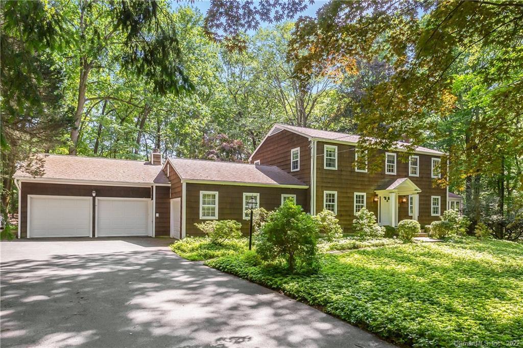 84 Knollwood Lane — exterior photo