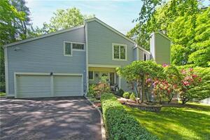 4 Janson Court