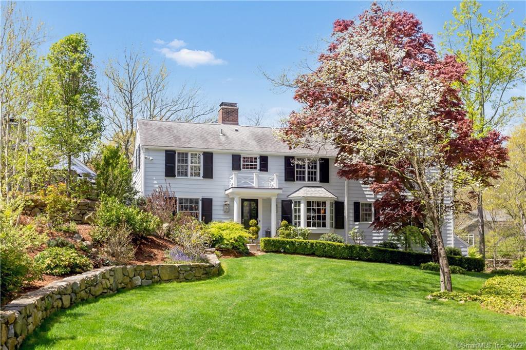11 Arrowhead Way — exterior photo