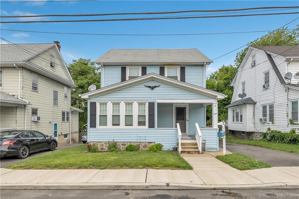 4 Couch Street — exterior photo