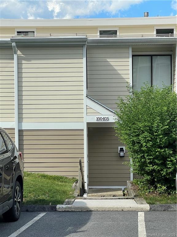 101 Olcott Way, Unit 101 — exterior photo