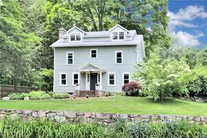 21 Newtown Turnpike