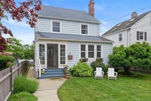 54 Ridgewood Avenue