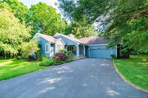19 Doral Farm Road