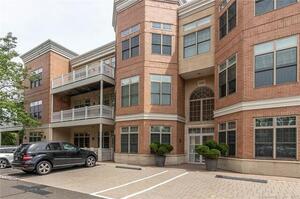 100 Stone Ridge Way, Unit 1A