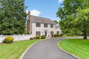 16 Farm Hill Road
