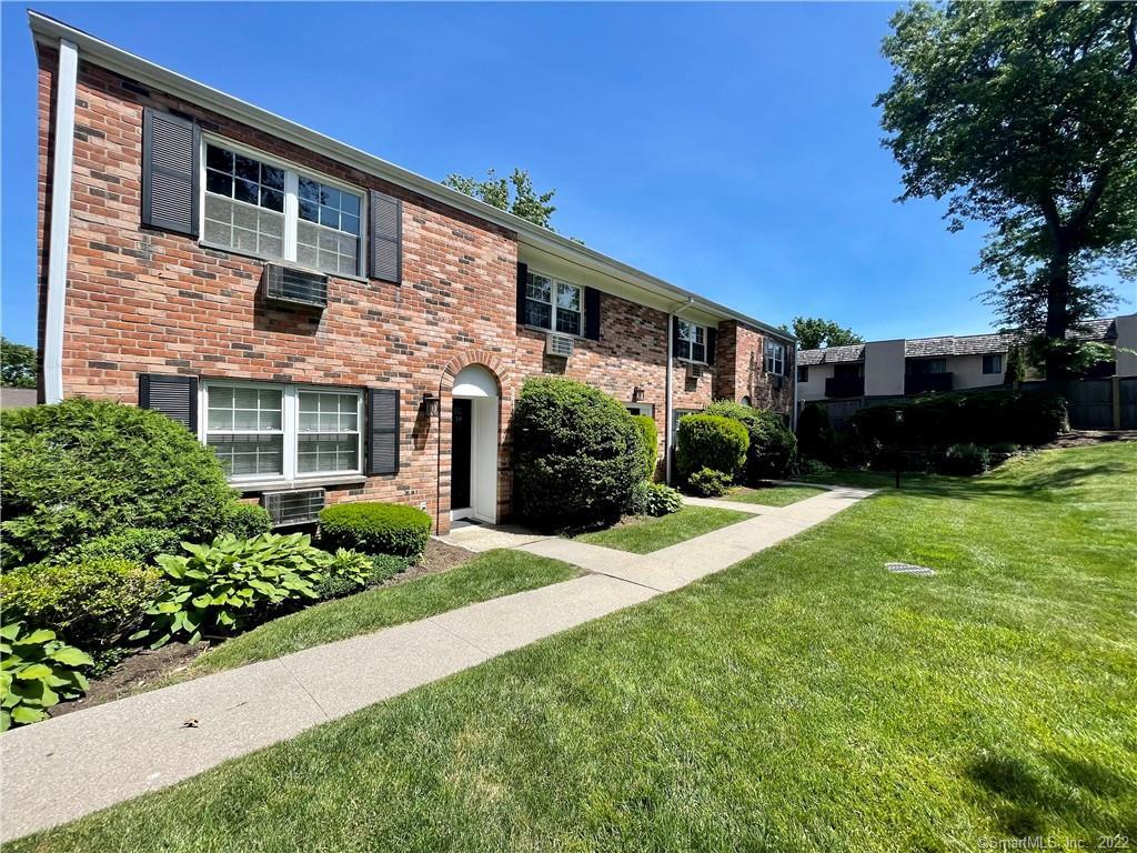151 Courtland Avenue, Unit 3D — exterior photo