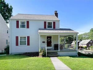 17 Barnum Avenue