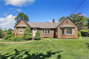 1118 Cedar Road