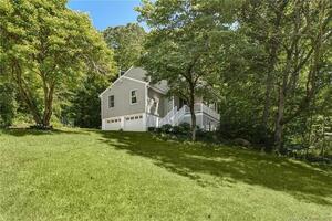 52 Columbine Drive