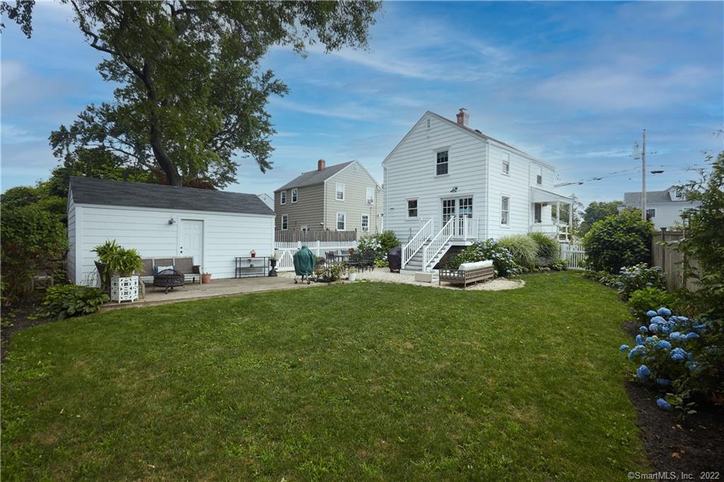 190 Alden Street — exterior photo