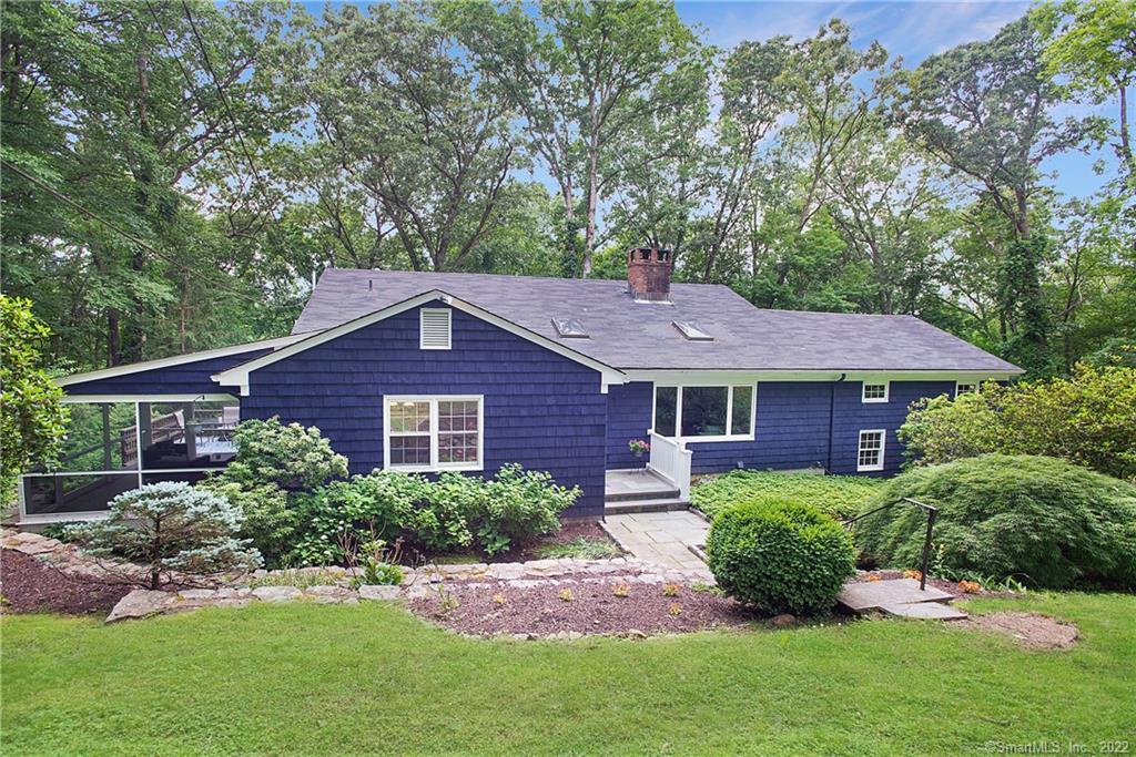 163 Spoonwood Road — exterior photo