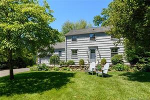 23 Salt Box Lane