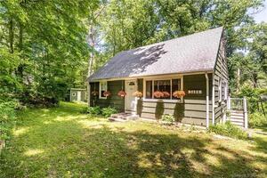 3466 Black Rock Turnpike