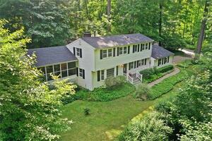 76 Mcfadden Drive
