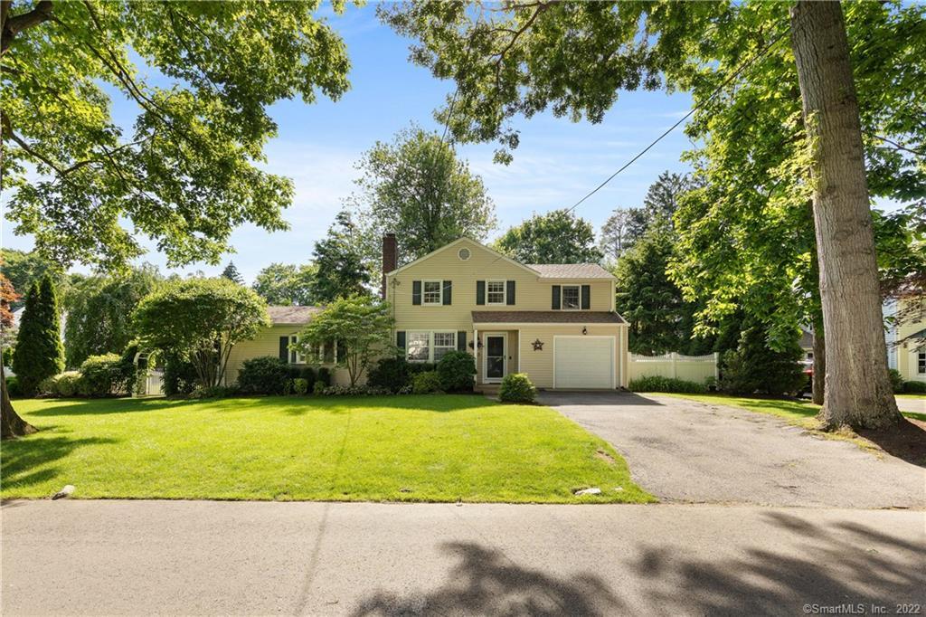 12 Miles Road — exterior photo