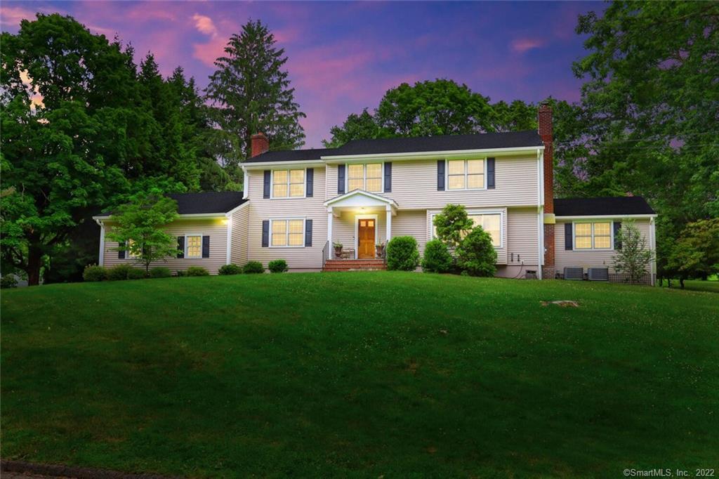 42 Thornwood Road — exterior photo